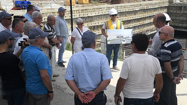 Samsun'da muhtarlar Büyükşehir'in projelerini yerinde inceliyor