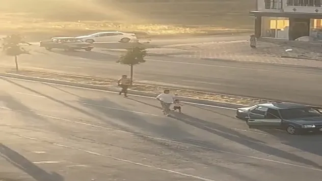 Elazığ'da yayaya çarpan sürücü kaçtı, o anlar kameraya yansıdı