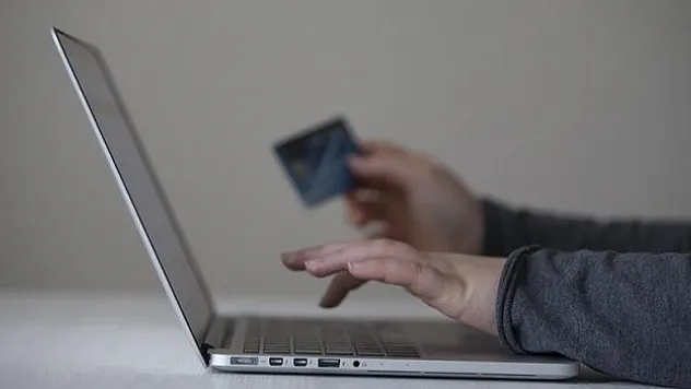 Ticaret Bakanlığı e-ihracatın payını yüzde 10'a çıkarmayı hedefliyor