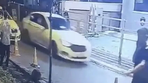 Şişli'de gece kulübüne çifte saldırıda yeni görüntüler: Çakarlı araçla ateş açmışlar