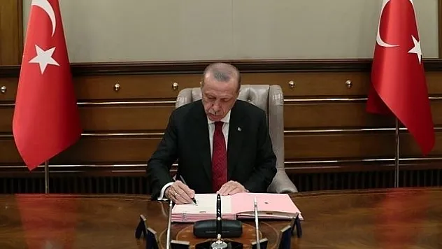 Cumhurbaşkanı Erdoğan 20 üniversiteye rektör atadı