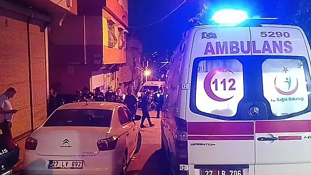 Gaziantep'te husumetli aileler arasında silahlı kavga: 1'i polis 15 yaralı