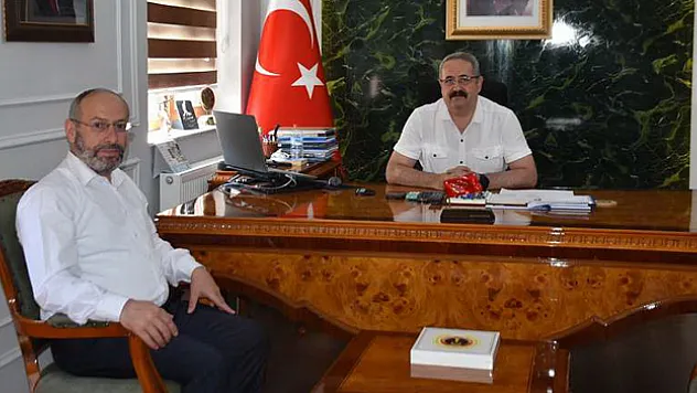 Salihli İlçe Müftüsü Çebi görevine başladı