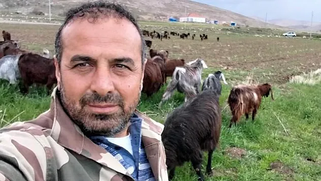 Bir çift keçi ile başladı, çiftlik kurdu