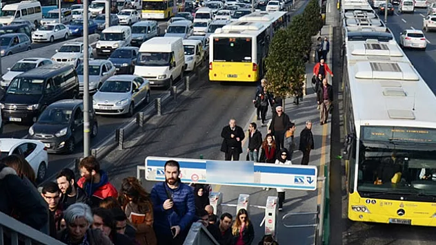 İstanbul'da toplu taşımaya yüzde 51.5 zam