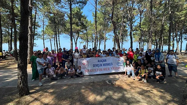 Alaçam'da yaz Kur'an kurslarına katılanlar için veda pikniği düzenlendi