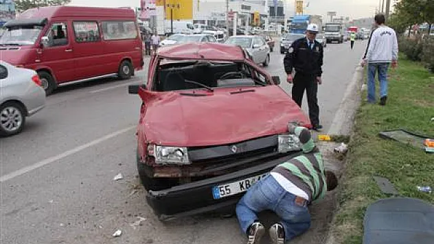 Samsun'da trafik kazasi:3 yaralı