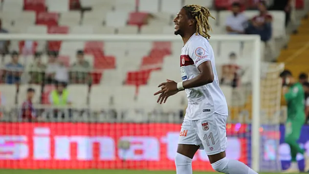 Sivasspor'da Gerson Rodrigez ilk resmi maçına çıktı