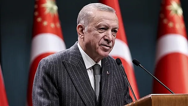 Cumhurbaşkanı Erdoğan: Türkiye'yi gelip geçici gündemler içinde boğmaya kimsenin gücü yetmeyecektir