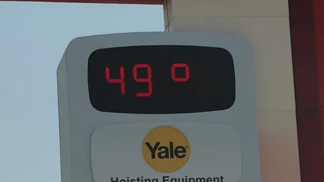 Çocuklar süs havuzuna, vatandaşlar çeşmelere akın etti, fırıncılar sıcaktan kavruldu