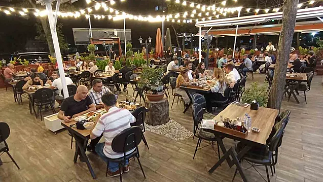 Uzmanlardan sıcak havalara karşı hayati beslenme uyarısı