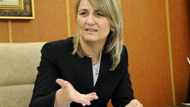 'Önce eğiteceğiz sonra öğreteceğiz'