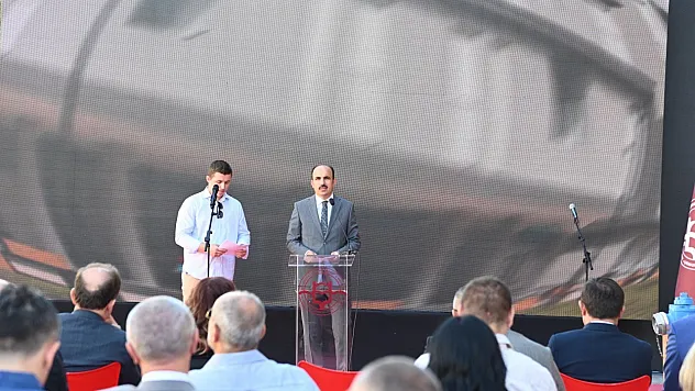 Konya'dan Bosnalı öğrencilere destek