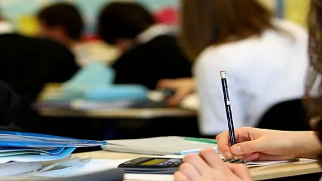 Milyonlarca öğrenciyi ilgilendiren kararlar Resmi Gazete'de