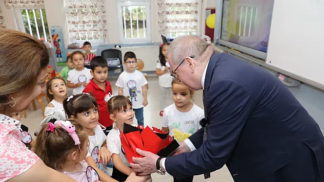 Başkan Demir: 'Çocuklarımız Türkiye'nin geleceğinde çok önemli rol oynayacak'