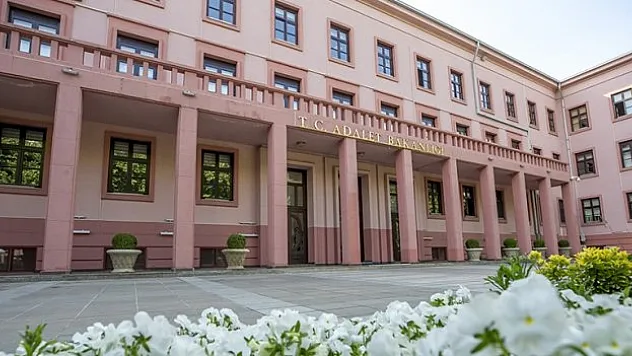 Adalet Bakanlığına 64 sözleşmeli personel alınacak