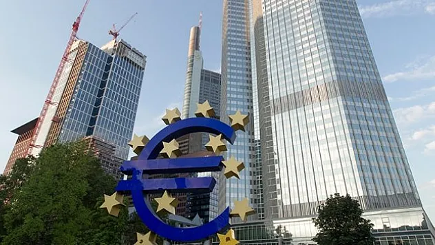 Küresel piyasalarda gözler ECB'nin faiz kararına çevrildi