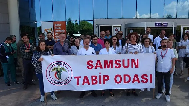 Doktorlar, silah zoruyla kaçırılan meslektaşları için birlik oldu