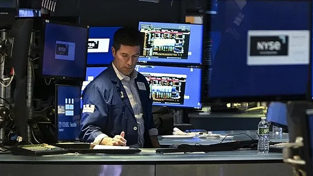 Küresel piyasalar merkez bankaları haftasına pozitif başladı