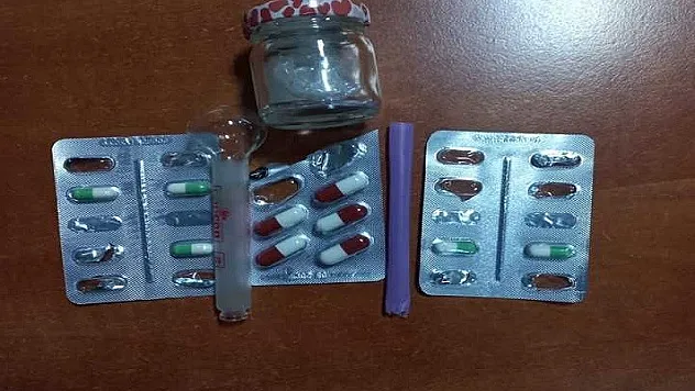 Narko alan uygulamasında uyuşturucu ve silah ele geçirildi: 2 gözaltı