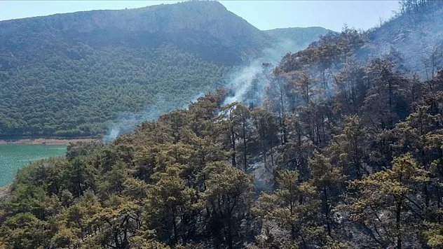 İzmir'de baraj gölüne düşen helikopterdeki 2 personelin cenazesi çıkarıldı