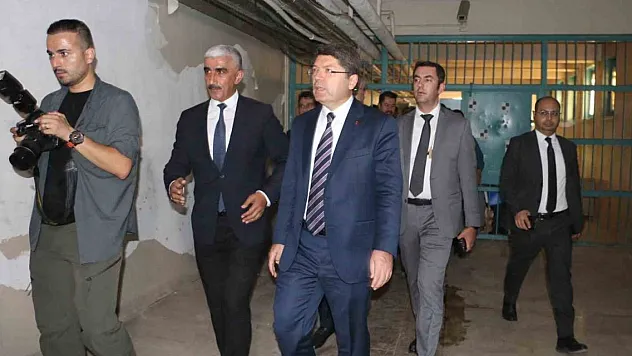 Adalet Bakanı Yılmaz Tunç: 'Son 21 yıldır 399 uygun olmayan cezaevi kapatıldı'
