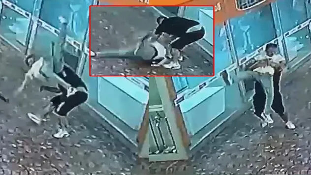 İstanbul'da AVM'de 'yan baktın' kavgası kamerada