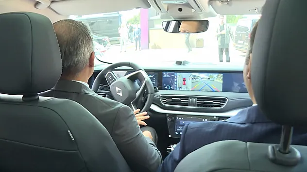 Türkiye'nin ilk uzay yolcuları Togg'u deneyimledi