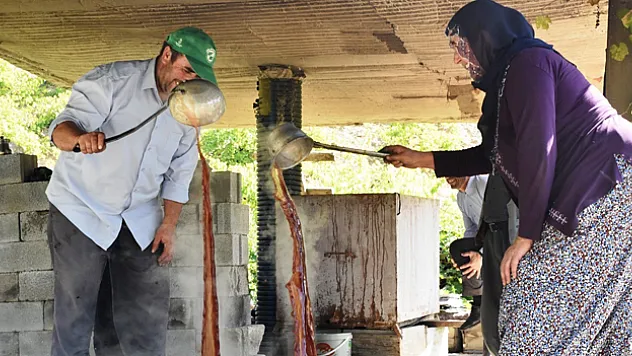 150-200 yıldır doğal yollarla yapılan üzüm pekmezine yoğun ilgi