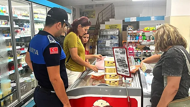 Bafra'da marketler denetlendi