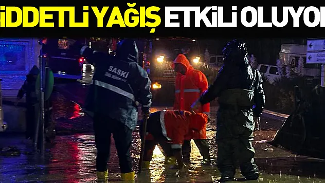 Samsun'da şiddetli yağış etkili oluyor