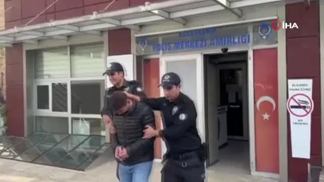 İstanbul'da sokakta çocuğa alkol içiren şahıs tutuklandı