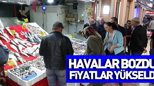 Havalar bozdu, hamsi 40 TL'den 70 TL'ye yükseldi