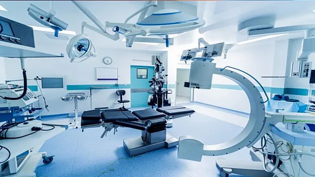 Kolamuç: 'Tıbbi malzeme üretiminde de İHA ve SİHA'daki atılımı yapmalıyız'