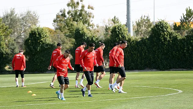 Milliler, Letonya maçı hazırlıklarını tamamladı