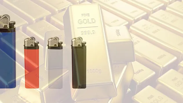 Çakmakları külçe altın diye sattı