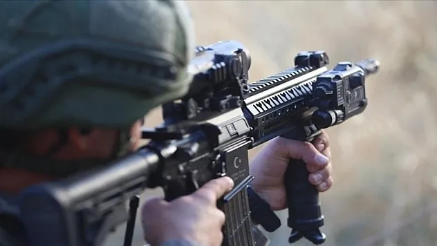 3 terörist etkisiz hale getirildi!