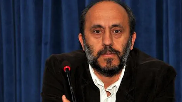 OMÜ Edebiyat Merkezi'ne kitap bağışı