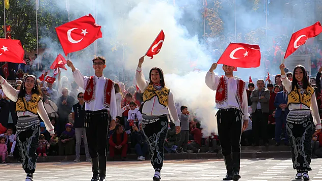 Ülkenin Her Bir Yerinden Cumhuriyet Kutlamaları