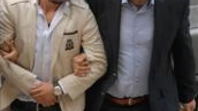 13 Ayrı Suçtan Aranan Genç Serbest Kaldı