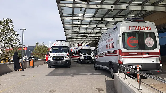 Aynı aileden 3 kişi yaralandı
