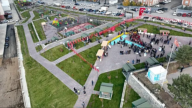 1072 Saltuklu Millet Bahçesi  açıldı