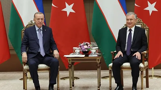 Erdoğan, Mirziyoyev ile görüştü