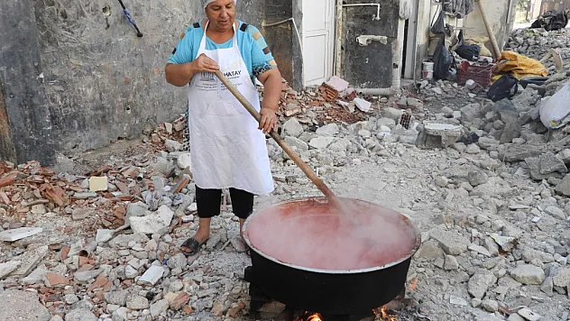 Enkaz Üretim Alanı Oldu