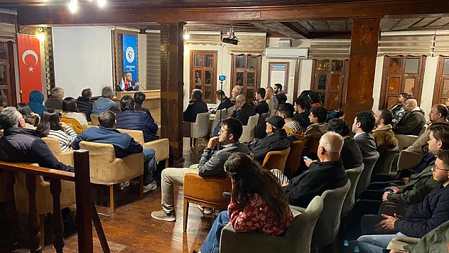 Atatürk ve Millî Mücadele' konulu konferans