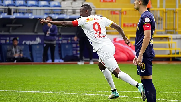 Mame Baba Thiam'dan 9.Gol