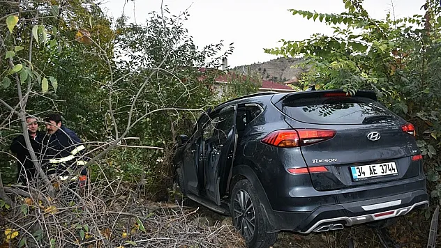 D100'de otomobil ile cip çarpıştı: 2'si çocuk 6 yaralı