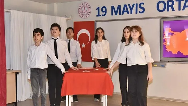 Şehit öğretmenler unutulmadı