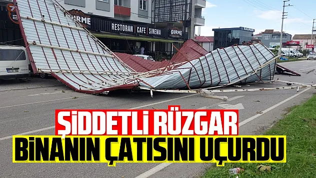 Şiddetli rüzgar binanın çatısını uçurdu