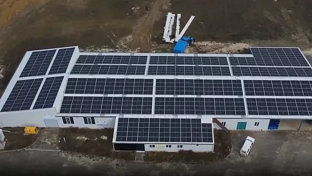 Enerjisini güneşten karşılıyor